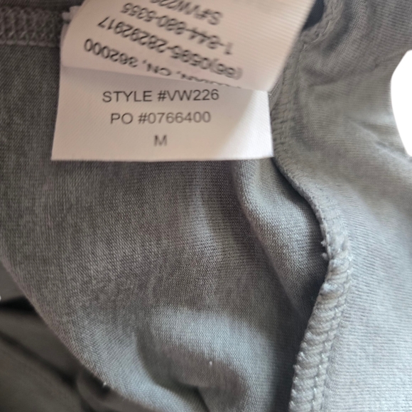 VUORI Halo Essential Hoodie | Mallorca Heather Blue, Size M - Picture 7 of 9